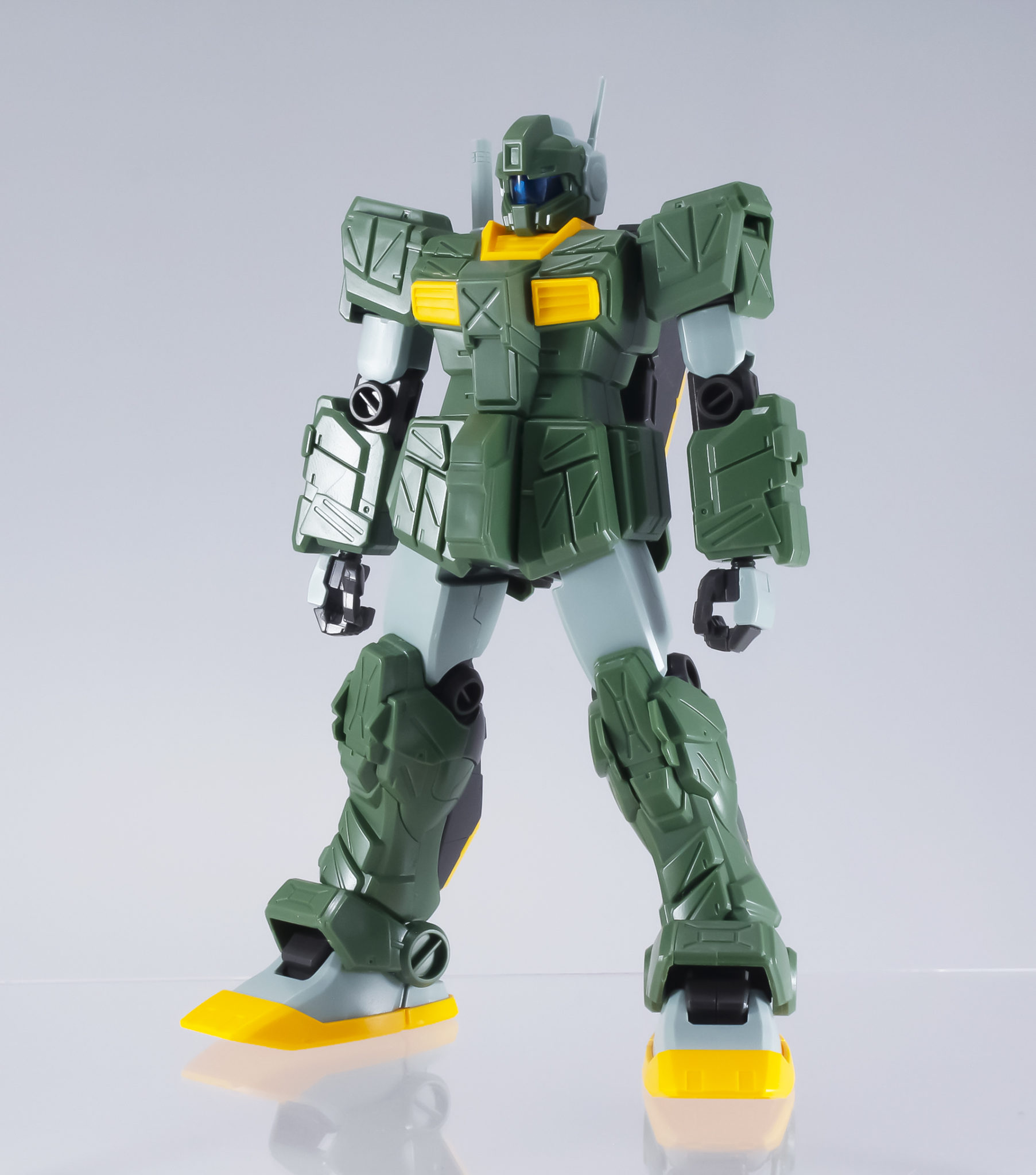 HG ジム(スレッガー搭乗機) 塗装完成品-