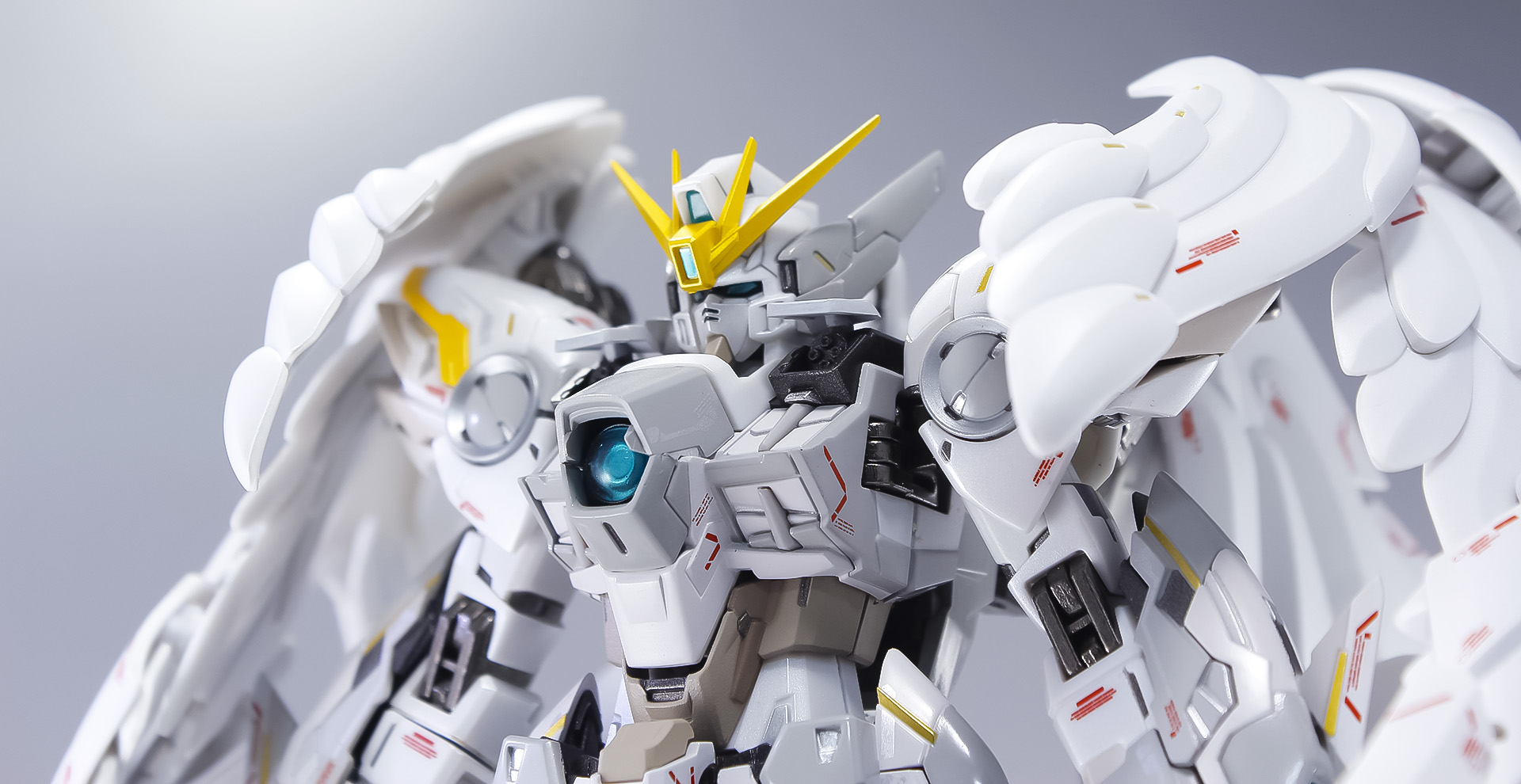 GUNDAM FIX FIGURATION ウイングガンダム スノーホワイト 特殊部隊