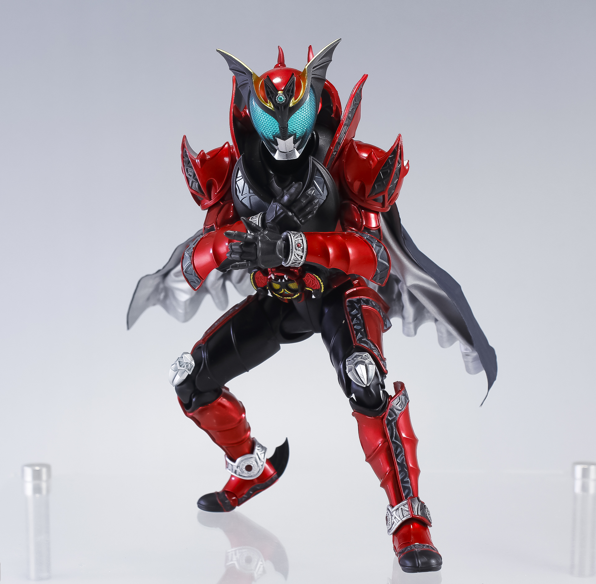 仮面ライダー ダークキバ S.H.Figuarts（真骨彫製法） - フィギュア